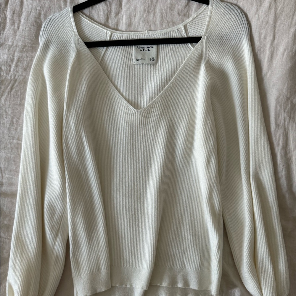 Abercrombie bubble sleeve sweater